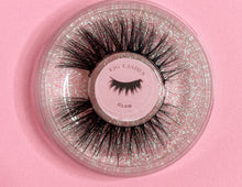 Load image into Gallery viewer, Glam Mink Lashes - Luxe Lash Look
